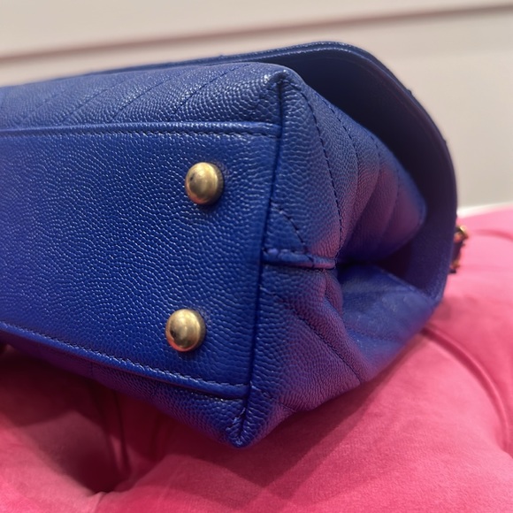 Authentic Chanel Chevron coco handle - Picture 5 of 12